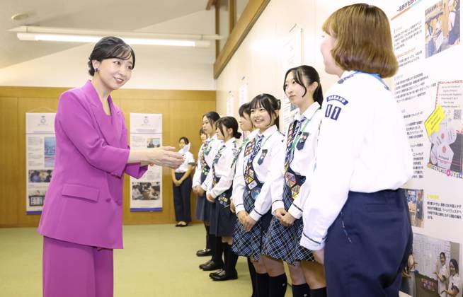 Princess Kako at girl scouts event Japan s Princess Kako chats with high school students during an event organized by the Girl Scouts of Japan in Tokyo on Oct. 11, 2026. (Pool photo)  A14AA0005630620P