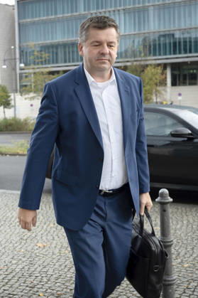 Sven Schulze upon arrival at the Executive Committee retreat at the Konrad Adenauer House in Berlin, October 11, 2026 Foto:xB.xElmenthalerx xFuturexImagex praesidiumsklausur_6018