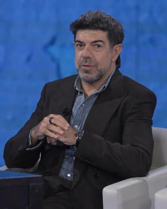 Photo by Mario Romano, IPP Milan, October 11, 2026. TV show *Che Tempo Che Fa*; pictured is actor Pierfrancesco Favino. Italy Photo Press World. Copyright *Che Tempo Che Fa*