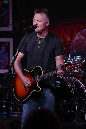 BOCA RATON - OCTOBER 11: Edwin McCain performs at The Funky Biscuit on October 11, 2026 in Boca Raton, Florida. Copyright: xmpi04MediaPunchx