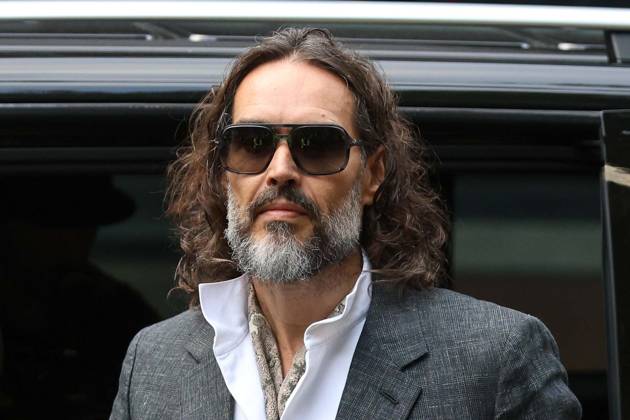 Russell Brand attends preliminary hearing on rape and sexual assault charges LONDON, UNITED KINGDOM - OCTOBER 12: Russell Brand, accompanied by his wife Laura Brand (not seen), arrives at Southwark Crown Court in London, United Kingdom, for a preliminary hearing over rape and sexual assault charges against him, on October 12, 2026. Zeynep Demir Anadolu London United Kingdom. Editorial use only. Please get in touch for any other usage.  Copyright: x2026xAnadoluxZeynepxDemirx