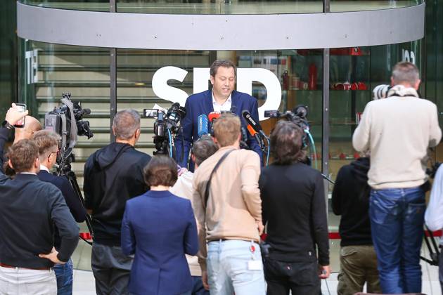 Berlin, Germany, October 12, 2026 Willy Brandt House Press Conference Following the Executive Board Meeting Federal Minister of Finance Lars Klingbeil, SPD Copyright: xdtsxNachrichtenagenturx dts_138238