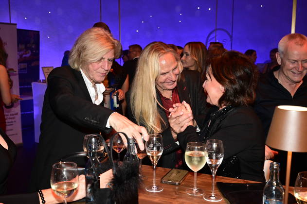 Ritchie Barton, Uwe Hassbecker, and Ute Freudenberg at the 18 Hope Gala 2026 at the Schauspielhaus Dresden, October 10, 2026 Copyright: xMatthiasxWehnertx