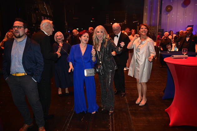Eduard Geyer, Angelika Geyer, Viola Klein, Petra Zieger, Alexander Putz, and Janina Hartwig at the 18th Hope Gala 2026 at the Schauspielhaus Dresden, October 10, 2026 Copyright: xMatthiasxWehnertx