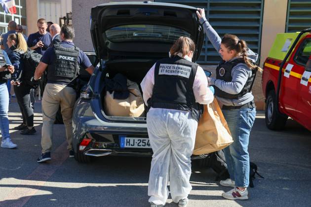 News Brief: Lakanal Middle School in Aubagne PHOTOPQR LA PROVENCE Gilles BADER Marseille October 12, 2026 News Brief: Lakanal Middle School in Aubagne A middle school student shot a teacher and the principal On October 12, 2026, the principal of a middle school in Aubagne, Bouches-du-Rhône, France, and a teacher were wounded by a hunting rifle shot fired by a student who had entered the school armed with a shotgun. Marseille, BDR, France Copyright: xPHOTOPQR LAxPROVENCE MAXPPPxGillesxBADERx 20261012PVL0460 20261012PVL0460