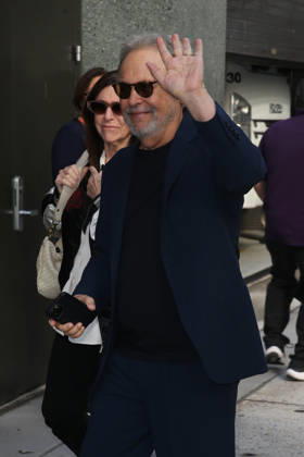 October 12, 2026, New York, New York, USA: BILLY CRYSTAL at ABC Studios in New York City for Ã¢â‚¬ËœGood Morning America. New York USA  - ZUMAh16_ 20261012_zaf_h16_059 Copyright: xDanxHerrickx