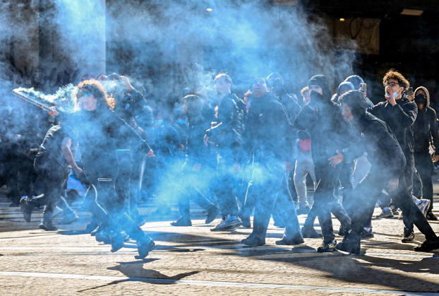 Clashes break out between police and protesters in Brussels BRUSSELS, BELGIUM - OCTOBER 12: Clashes break out between police and protesters during a demonstration organized as part of a public service strike against the Federal Government s budget measures in Brussels, Belgium on October 12, 2026. Dursun Aydemir Anadolu Brussels Belgium. Editorial use only. Please get in touch for any other usage.  Copyright: x2026xAnadoluxDursunxAydemirx