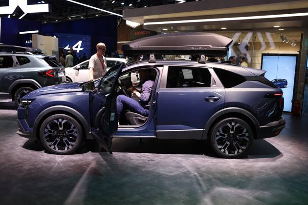 PARIS AUTO SHOW PHOTO PQR LE PARISIEN Le Parisien Arnaud Journois PARIS 10 12 2026 Paris, October 12, 2026 Mondial de l2026 Dacia Striker Station Wagon Photo Le Parisien Arnaud Journois International Motor Show, in Paris, October 12, 2026 PARIS 75 France Copyright: xPHOTOPQR LExPARISIEN MAXPPPxLexParisienx xArnaudxJournoisx 20261012LPA1144 20261012LPA1144