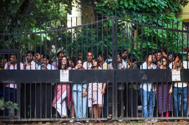 INDIA bloc leaders call for a march towards the Supreme Court New Delhi, Oct 12 (ANI): Supporters gather at Barakhamba Road during the INDIA bloc s protest march towards the Supreme Court, in New Delhi on Monday. New Delhi Delhi India Copyright: xANIx ANI_20261012351