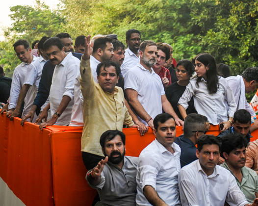INDIA bloc leaders call for a march towards the Supreme Court New Delhi, Oct 12 (ANI): Lok Sabha LoP Rahul Gandhi with RJD leader Tejashwi Yadav, Congress MP Priyanka Gandhi Vadra and others during INDIA bloc s protest march towards the Supreme Court against Chief Election Commissioner Gyanesh Kumar, in New Delhi on Monday. New Delhi Delhi India Copyright: xANIx ANI_20261012375