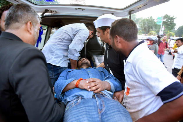RECORD DATE NOT STATED INDIA Bloc protest march towards the Supreme Court in New Delhi New Delhi, Oct 12 (ANI): A protester being board in the ambulance during the INDIA Bloc protest march towards the Supreme Court, in New Delhi on Monday. NEW DELHI Delhi India Copyright: xx ANI_20261012391