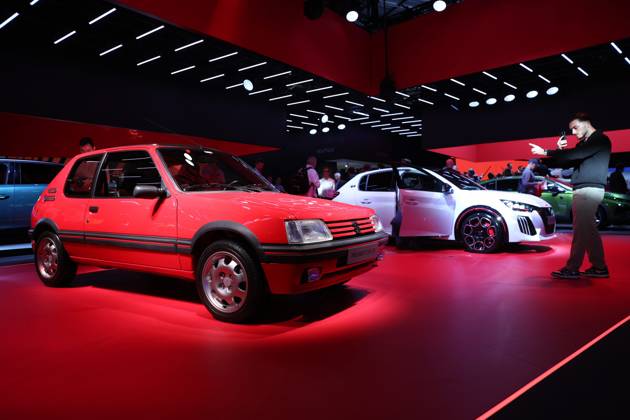 PARIS AUTO SHOW PHOTO PQR LE PARISIEN Le Parisien Arnaud Journois PARIS 10 12 2026 Paris, October 12, 2026 Mondial de l2026 Peugeot E 208 GTI Photo Le Parisien Arnaud Journois International Motor Show, in Paris, October 12, 2026 PARIS 75 France Copyright: xPHOTOPQR LExPARISIEN MAXPPPxLexParisienx xArnaudxJournoisx 20261012LPA1288 20261012LPA1288