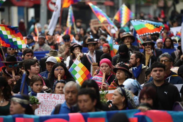 Santiago, October 12, 2026 The assembly of indigenous organizations calls for a march: Indigenous Peoples in Resistance for Autonomy and Demilitarization. Dragomir Yankovic, Aton Chile, Santiago, Chile. Aton 1199027  Copyright: DRAGOMIRxYANKOVIC ATONxCHILE