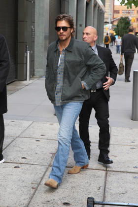 October 12, 2026, New York, New York, USA: LUKE GRIMES at ABC Studios in New York City for Ã¢â‚¬ËœLive With Kelly and MarkÃ¢ New York USA  - ZUMAh16_ 20261012_zaf_h16_065 Copyright: xDanxHerrickx