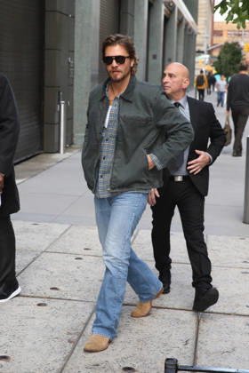October 12, 2026, New York, New York, USA: LUKE GRIMES at ABC Studios in New York City for Ã¢â‚¬ËœLive With Kelly and MarkÃ¢ New York USA  - ZUMAh16_ 20261012_zaf_h16_066 Copyright: xDanxHerrickx