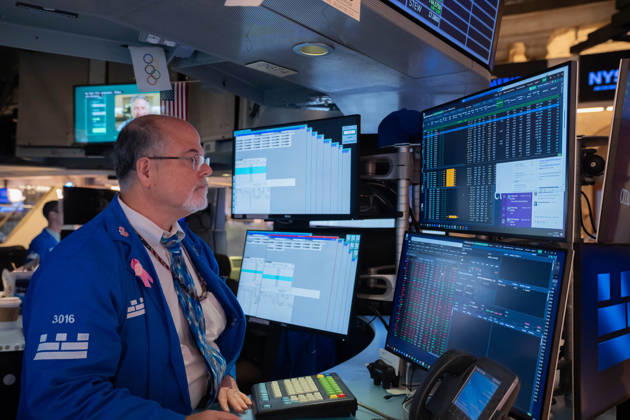October 12, 2026, New York, New York, USA: A trader works on the trading floor of the New York Stock Exchange (NYSE) in New York, NY on October 12, 2026. New York USA - ZUMAr339 20261012_znp_r339_018 Copyright: xLevxRadinx