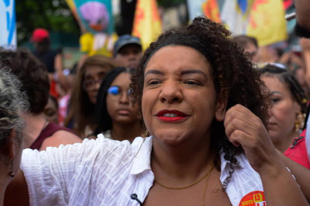 RIO DE JANEIRO, RJ - 12.10.2026: BRASIL PELA DEMOCRACIA RJ - State Representative Renata Souza at the pro-Lula event held this afternoon (12) during Brazil for democracy RJ held in Copacabana in Rio de Janeiro, RJ. x3030189x  CarlosxSanttos