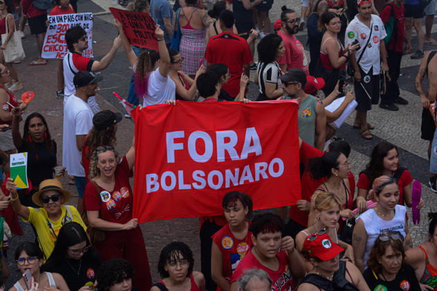RIO DE JANEIRO, RJ - 12.10.2026: BRASIL PELA DEMOCRACIA RJ - Pro-Lula rally held this afternoon (12) during Brazil for democracy RJ held in Copacabana in Rio de Janeiro, RJ. x3030233x  CarlosxSanttos