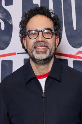 Les Fous Du Bus Premiere - Paris Julien Santini attends the photocall for the premiere of Les Fous Du Bus held at the Elysees Biarritz in Paris, France on October 12, 2026. Photo by David Boyer ABACAPRESS.COM Paris France  Copyright: xBoyerxDavid ABACAx