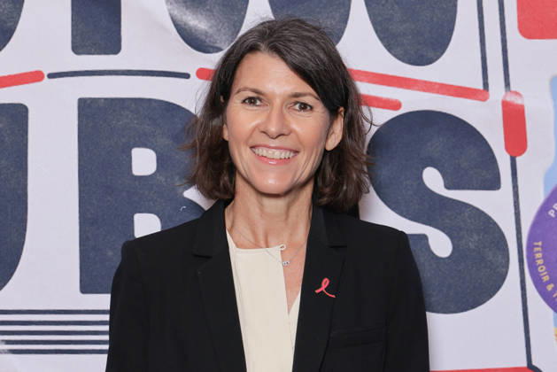 Les Fous Du Bus Premiere - Paris Karine Martin Laprade attends the photocall for the premiere of Les Fous Du Bus held at the Elysees Biarritz in Paris, France on October 12, 2026. Photo by David Boyer ABACAPRESS.COM Paris France  Copyright: xBoyerxDavid ABACAx