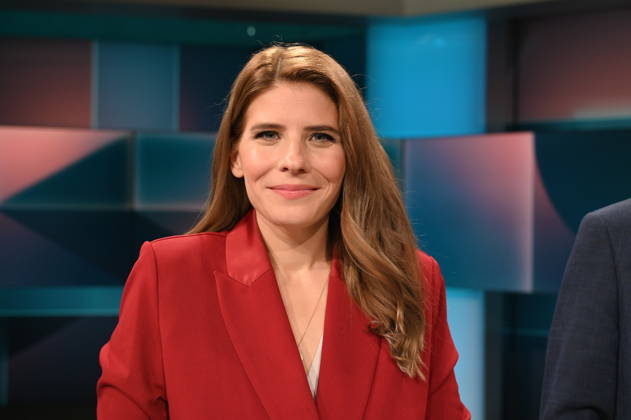 Entrepreneur Sarna Röser of Zementrohr und Betonwerke Karl Röser Sohn GmbH in Mundelsheim appeared as a guest on the ARD talk show *Hart aber Fair* to discuss the topic Strong Peripheries, Weak Center: Will It Stay This Way?