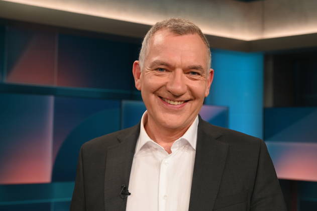 Politician Jan van Aken, DIE LINKE, Member of the Bundestag, party chair from 2024 to 2026, appeared as a guest on the ARD talk show *Hart aber Fair* to discuss the topic Strong Fringes, Weak Center: Will It Stay This Way?