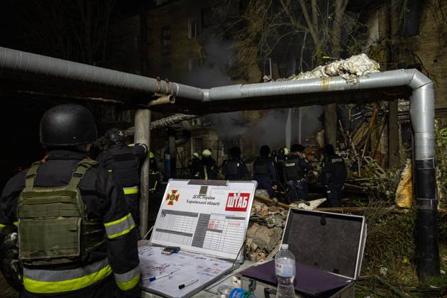 October 13, 2026, Kharkiv, Ukraine: KHARKIV, UKRAINE, OCTOBER 12, 2026: Emergency workers conduct rescue operations at a residential building damaged in a Russian strike in Kharkiv s Kholodnohirskyi district. A firefighter was injured by falling concrete debris while clearing the rubble and was evacuated on a stretcher. Kharkiv Ukraine  - ZUMAq101 20261013_zna_q101_001 Copyright: xAndrewxClingx