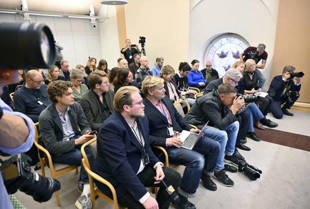 STOCKHOLM, SWEDEN 20261013 The media gathered as Social Democratic Party leader Magdalena Andersson held a press conference following her meeting with the Speaker of the Riksdag regarding her exploratory mandate STOCKHOLM, SWEDEN x10040x  Copyright: xAndersxWiklund TTx MAGDALENA ANDERSSON SONDERING wUMxDmKKIjI