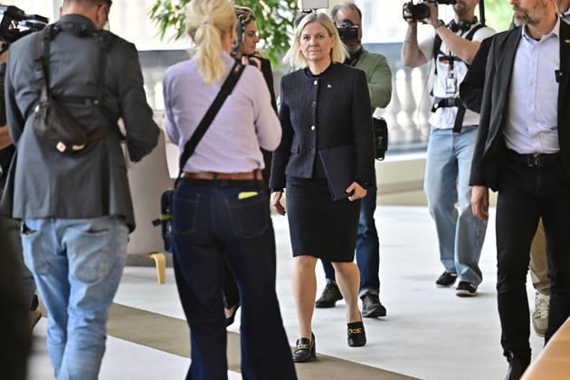 STOCKHOLM, SWEDEN 20261013 Social Democratic Party leader Magdalena Andersson (S) arrives at a press conference following her meeting with the Speaker of the Riksdag regarding her exploratory mandate STOCKHOLM, SWEDEN x10030x  Copyright: xJonasxEkströmer TTx MAGDALENA ANDERSSON SONDERINGSUPPDRAG mOKGNzwEaoQ