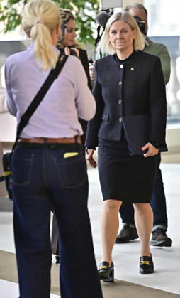 STOCKHOLM, SWEDEN 20261013 Social Democratic Party leader Magdalena Andersson (S) arrives at a press conference following her meeting with the Speaker of the Riksdag regarding her exploratory mandate STOCKHOLM, SWEDEN x10030x  Copyright: xJonasxEkströmer TTx MAGDALENA ANDERSSON SONDERINGSUPPDRAG _JJqiHyDYLk