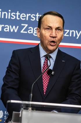 October 13, 2026, Warsaw, Mazovia, Poland: Poland s Minister of Foreign Affairs, Radoslaw Sikorski, speaks during the press conference..Foreign Secretary of the United Kingdom of Great Britain and Northern Ireland visits the Ministry of Foreign Affairs in Warsaw, Poland for a meeting with the Republic of Poland s Foreign Minister, Radoslaw Sikorski. During the subsequent press conference, the ministers discussed their countries ongoing cooperation in foreign policy issues, including supporting Ukraine in the war Russia is waging against it. Miliband also spoke of the ties his family has to Poland. Afterwards, the ministers travel to the second day of the Warsaw Security Forum. Warsaw Poland - ZUMAs197 20261013_aaa_s197_016 Copyright: xNeilxMiltonx