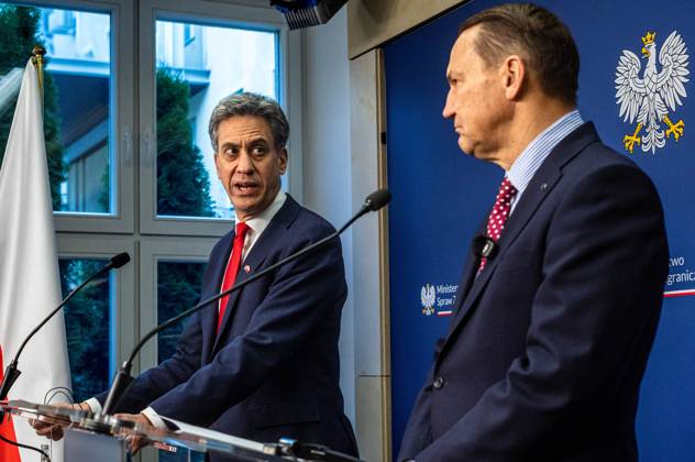 October 13, 2026, Warsaw, Mazovia, Poland: The Foreign Secretary of the United Kingdom, Ed Miliband, speaks directly to Poland s Minister of Foreign Affairs, Radoslaw Sikorski, during the press conference..Foreign Secretary of the United Kingdom of Great Britain and Northern Ireland visits the Ministry of Foreign Affairs in Warsaw, Poland for a meeting with the Republic of Poland s Foreign Minister, Radoslaw Sikorski. During the subsequent press conference, the ministers discussed their countries ongoing cooperation in foreign policy issues, including supporting Ukraine in the war Russia is waging against it. Miliband also spoke of the ties his family has to Poland. Afterwards, the ministers travel to the second day of the Warsaw Security - ZUMAs197 20261013_aaa_s197_027 Copyright: xNeilxMiltonx