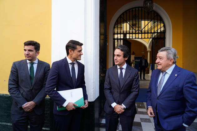 The Gaesco Forum on Key Infrastructure for the City Was Held in Seville. Mario Munoz Atanet 2d, Regional Minister of Public Works and Mobility for the Regional Government of Andalusia, attends the Gaesco Forum to deliver the presentation Infrastructure for Seville: Challenges and Opportunities on October 13, 2026, in Seville, Andalusia, Spain October 13, 2026 Seville, Andalusia, Spain Seville, Andalusia, Spain Spain Copyright: xGogoxLobatox 7842096