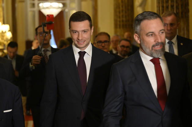 Vox leader Abascal and RN chief Bardella attend Forum Europa in Madrid MADRID, SPAIN - OCTOBER 13: Leader of Spain s far-right Vox party Santiago Abascal (R) and President of France s far-right National Rally (Rassemblement National - RN) party Jordan Bardella (L) attend the Forum Europa session in Madrid, Spain, on October 13, 2026. Burak Akbulut Anadolu Madrid Spain. Editorial use only. Please get in touch for any other usage.  Copyright: x2026xAnadoluxBurakxAkbulutx