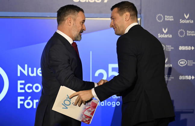 Vox leader Abascal and RN chief Bardella attend Forum Europa in Madrid MADRID, SPAIN - OCTOBER 13: Leader of Spain s far-right Vox party Santiago Abascal (L) and President of France s far-right National Rally (Rassemblement National - RN) party Jordan Bardella (R) attend the Forum Europa session in Madrid, Spain, on October 13, 2026. Burak Akbulut Anadolu Madrid Spain. Editorial use only. Please get in touch for any other usage.  Copyright: x2026xAnadoluxBurakxAkbulutx