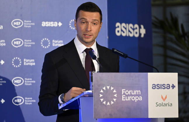 Vox leader Abascal and RN chief Bardella attend Forum Europa in Madrid MADRID, SPAIN - OCTOBER 13: President of France s far-right National Rally (Rassemblement National - RN) party Jordan Bardella speaks during the Forum Europa session in Madrid, Spain, on October 13, 2026. Burak Akbulut Anadolu Madrid Spain. Editorial use only. Please get in touch for any other usage.  Copyright: x2026xAnadoluxBurakxAkbulutx