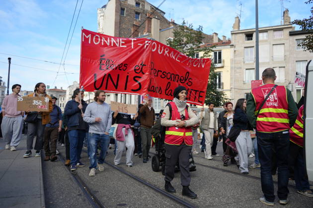Students protest in Saint-Etienne, France SAINT-ETIENNE, FRANCE - OCTOBER 13: Thousands of people, carrying placards, march during a demonstration called by education unions and high school representatives amid the third teachers strike in two weeks in Saint-Etienne, France, on October 13, 2026. According to the prefecture, around 2,000 people took part in the march, while unions estimated the turnout at at least 4,000. A student delegation was due to meet with the prefect, while high school students called for another day of action on October 17. Stringer Anadolu Saint-Etienne France. Editorial use only. Please get in touch for any other usage.  Copyright: x2026xAnadoluxStringerx