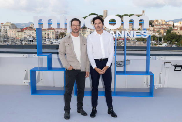 Mark-Paul Gosselaar Shane Cunningham During Premiere of BulgES - Cannes Mark-Paul Gosselaar and Shane Cunningham attend the photocall of BulgES during Cannes Mipcom 2026 in Cannes, France on October 13, 2026. Photo by Shootpix ABACAPRESS.COM Cannes France  Copyright: xShootpix ABACAx