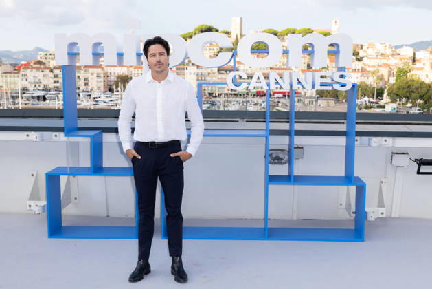 Shane Cunningham During Premiere of BulgES - Cannes Shane Cunningham attends the photocall of BulgES during Cannes Mipcom 2026 in Cannes, France on October 13, 2026. Photo by Shootpix ABACAPRESS.COM Cannes France  Copyright: xShootpix ABACAx