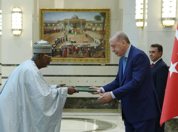 Turkish President Recep Tayyip Erdogan ANKARA, TURKIYE - OCTOBER 13: (----EDITORIAL USE ONLY - MANDATORY CREDIT - TURKISH PRESIDENCY MURAT KULA HANDOUT - NO MARKETING NO ADVERTISING CAMPAIGNS - DISTRIBUTED AS A SERVICE TO CLIENTS----) Turkish President Recep Tayyip Erdogan receives the credentials of Nigeria s Ambassador to Turkiye, Saidu Usman Nasamu Dakingari, during a ceremony at the Presidential Complex in Ankara, Turkiye on October 13, 2026. Tur Presidency Murat Kula Anadolu Ankara Turkey. Editorial use only. Please get in touch for any other usage.  Copyright: x2026xAnadoluxTurxPresidencyx xMuratxKulax