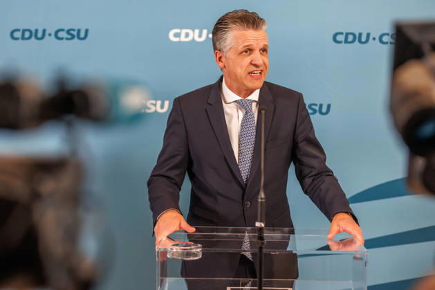 Statement before the CDU CSU parliamentary group meeting by Alexander Hoffmann, Deputy Chair of the CDU CSU parliamentary group in the Bundestag, and Thorsten Frei (CDU), Chair of the parliamentary group, speak during a statement before the parliamentary group meetings on October 13, 2026, in Berlin, Berlin, Berlin, Germany, Reichstag