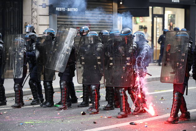 Students Protest in Paris - France - Tear gas and water cannon launched by police during a demonstration of high-school students near the Cathedral of Saint-Louis-des-Invalides in Paris, on October 13, 2026, as part of a nationwide high school mobilisation. France sees nationwide demonstrations on October 13 in support of students protesting poor classroom conditions for weeks, as authorities and participants remain wary of further violence. Photo by Raphael Lafargue ABACAPRESS.COM Paris France  Copyright: xLafarguexRaphael ABACAx