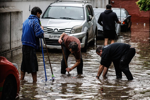Santiago, October 13, 2026: Flooding at the intersection of Irarrazaval and Lo Encalada in the municipality of Nunoa due to heavy rains in the capital. Diego Martin Aton Chile, Aton 1199647 jpeg  Copyright: DIEGOxMARTIN ATONxCHILE