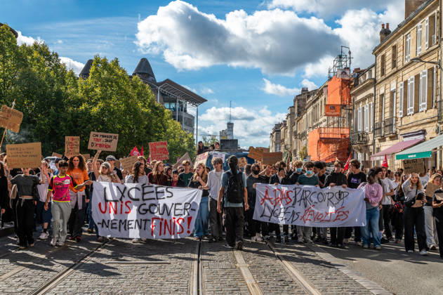 October 13, 2026, Bordeaux, Nouvelle-Aquitaine, France: High school students are protesting all over France, particularly here in Bordeaux. Their grievances are as follows: a shortage of staff, overcrowded class schedules, dilapidated infrastructure, a stressful college counseling process (career guidance), and deteriorating learning conditions. Bordeaux France - ZUMAh207 20261013_zip_h207_066 Copyright: xFabricexHebertx