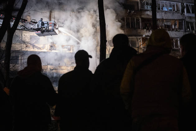 2 dead and 21 injured as Russian missile hits Kyiv residential building KYIV, UKRAINE - OCTOBER 14: Residents wait as firefighters battle a blaze at a residential building struck by a Russian ballistic missile in Kyiv s Desnianskyi district on October 14, 2026. Kyiv Mayor Vitalii Klychko reported that 2 people were killed and 21 injured in the early-morning strike, while the Ukrainian Air Force stated that allies did not provide early launch intelligence. Danylo Antoniuk Anadolu Kyiv Ukraine. Editorial use only. Please get in touch for any other usage.  Copyright: x2026xAnadoluxDanyloxAntoniukx