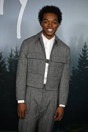 Los Angeles , CA: - OCTOBER 13: Maliq Johnson at the Los Angeles premiere of Hulu s Phony at Pacific Design Center on October 13, 2026 Credit: Michael Mattes USA - ZUMAa123 20261013_zaa_a123_142 Copyright: xAdMediax