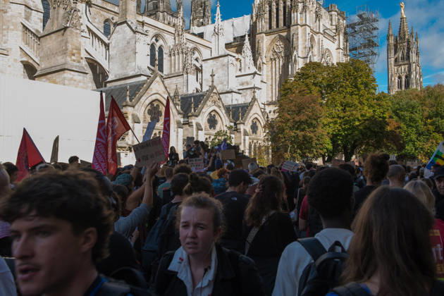 High School Stdent Mobilisation - Bordeaux Protesters gather with placards and flags outside Saint-André Cathedral during Act V of the high school student mobilisation in Bordeaux, France on October 13, 2026, demonstrating against education reforms. Photo by Fabrice Sapte ABACAPRESS.COM Bordeaux France Copyright: xSaptexFabrice ABACAx