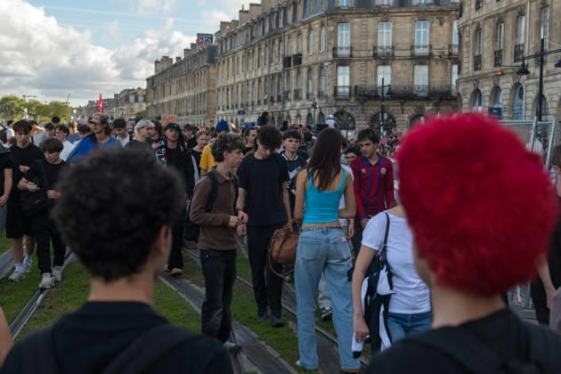 High School Stdent Mobilisation - Bordeaux High school students march along the Bordeaux waterfront during Act V of the high school student mobilisation in Bordeaux, France on October 13, 2026. Photo by Fabrice Sapte ABACAPRESS.COM Bordeaux France  Copyright: xSaptexFabrice ABACAx