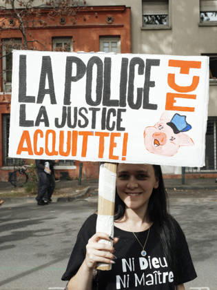 High School Student Mobilisation - Toulouse A protester holding a placard reading - The police kill, the courts acquit!. Act V of the secondary school and university students protests. Young people and the world of work are continuing their joint mobilisation and demands for adequate resources for education, better study conditions, an end to student precariousness, and access to housing. France, Toulouse, 13 October 2026. Photo by Patricia Huchot-Boissier AbacaPress.com. TOULOUSE OCCITANIE France  Copyright: xHuchot-BoissierxPatricia ABACAx