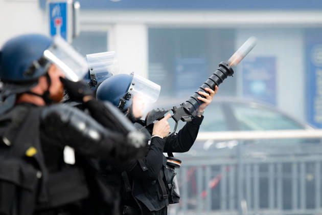 Student Protesters Clash With CRS In Toulouse - France French Police fire LBD (lanceur de balles de défense) during a student protest in Toulouse, France on October 13, 2026. Photo by Nathan Barange ABACAPRESS.COM Toulouse HAUTE-GARONNE France  Copyright: xBarangexNathan ABACAx